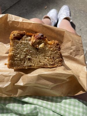 Apple and cinnamon cake   at Mia in Malaga