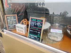  at Curieux Coffeeshop in Nantes