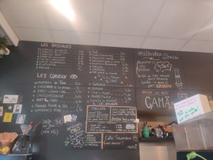 Drinks menu at Curieux Coffeeshop in Nantes