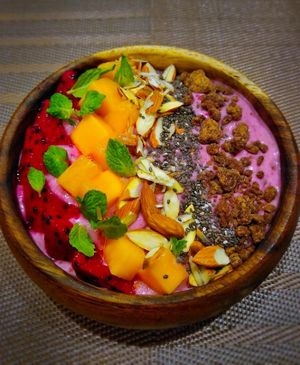 Pitaya Acai at iVegan in Makati