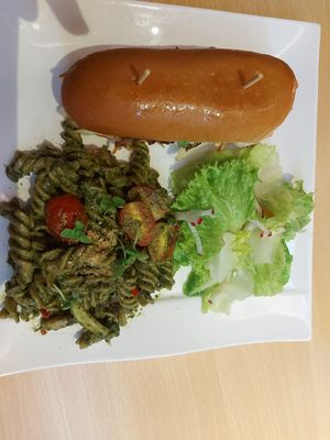 Pesto pasta and bahn mi at iVegan in Makati