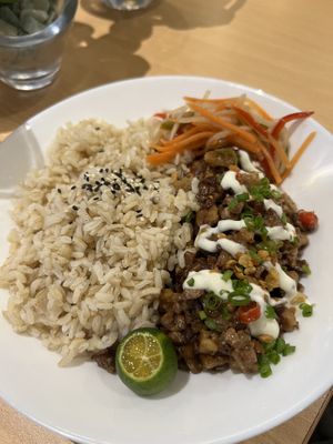 Fantastic vegan restaurant with a lot of Filipino dishes and nice atmosphere 💚  at iVegan in Makati