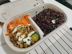 Yummy sisig at iVegan in Makati