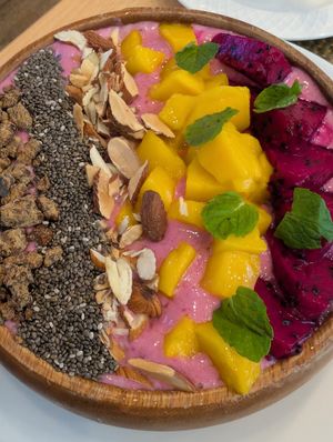 Smoothie bowl at iVegan in Makati