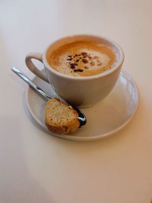 Cappuccino at Pepper & Ginny - Vegane Veinkost in Vienna