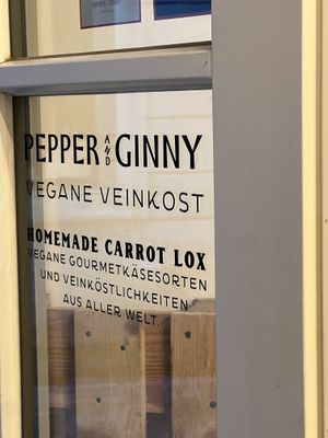  at Pepper & Ginny - Vegane Veinkost in Vienna