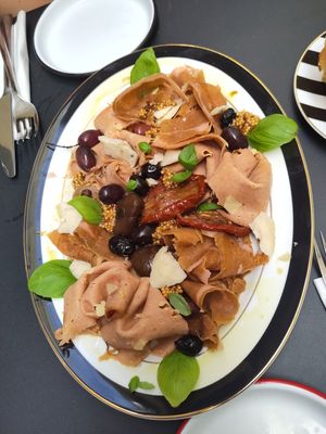 Mixed antipasti at Pepper & Ginny - Vegane Veinkost in Vienna