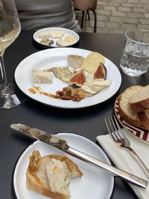   at Pepper & Ginny - Vegane Veinkost in Vienna