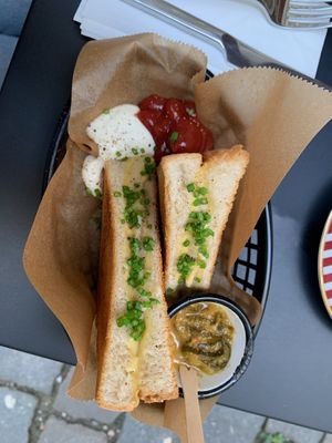   at Pepper & Ginny - Vegane Veinkost in Vienna