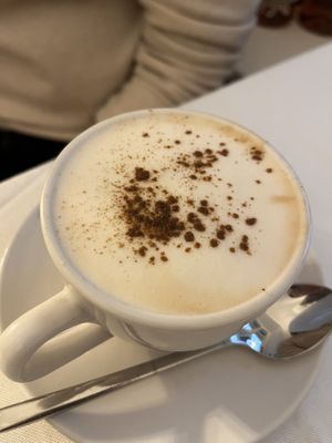 Cappuccino 😖💚💚💚  at Pepper & Ginny - Vegane Veinkost in Vienna