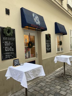   at Pepper & Ginny - Vegane Veinkost in Vienna