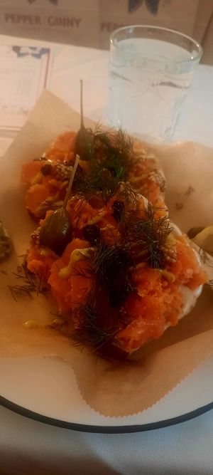 Carrot lox at Pepper & Ginny - Vegane Veinkost in Vienna