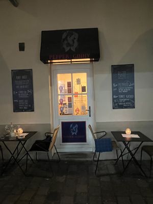   at Pepper & Ginny - Vegane Veinkost in Vienna