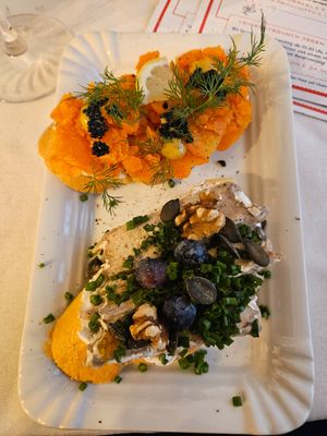 Carrot lax & Camembert at Pepper & Ginny - Vegane Veinkost in Vienna