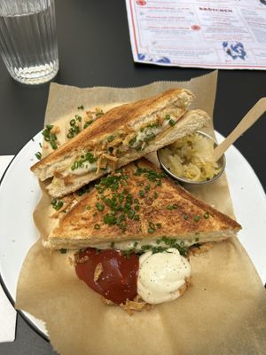 Triple Grilled Cheese 9,50€ + Prosciutto 1,50€  at Pepper & Ginny - Vegane Veinkost in Vienna