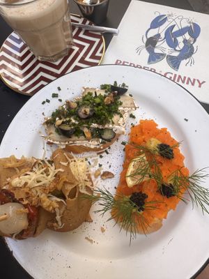 Canapés parade  at Pepper & Ginny - Vegane Veinkost in Vienna