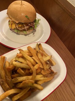 Combo at Dallas Burger Joint in Lisbon