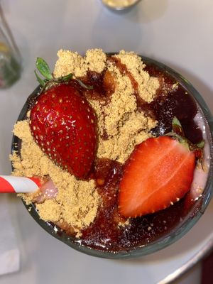 Vegan Strawberry Joy  at Dallas Burger Joint in Lisbon