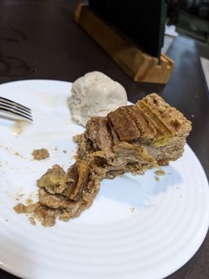 Banana Pie with vanilla ice cream at Doppel Brügger in Rio De Janeiro
