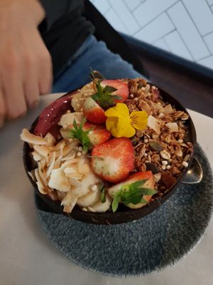 Acai bowl at Wolfox in Brighton