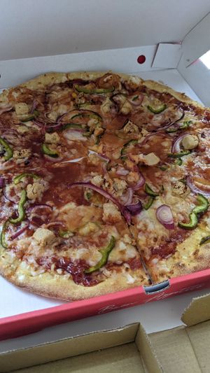 No Cluckin Way! (Vegan chicken, BBQ sauce, red onions, green peppers, melty vegan cheese) #Veganuary at Pizzology in Salford