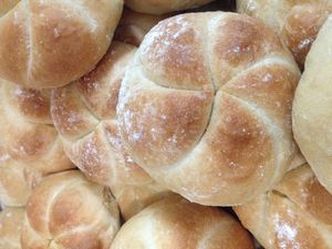 Kaiser rolls at Peace n Loaf in Cayey