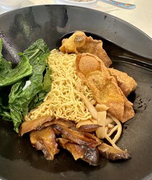 Vegan Wanton Mee (breakfast time): nice Mee but overcooked   at Zi Zai Vegetarian 自在齋 - West Coast in West Singapore