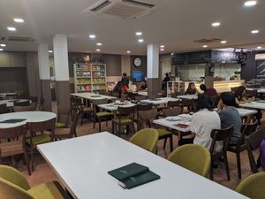 Interior of restaurant at Zi Zai Vegetarian 自在齋 - West Coast in West Singapore