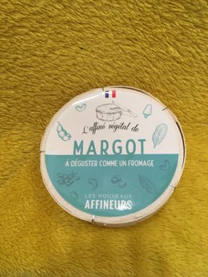 Margot alternative to sheese at Cabane du 12 in Nice