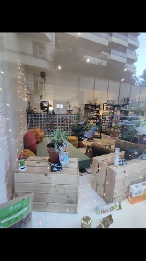 Petit coin salon de thé at Cabane du 12 in Nice