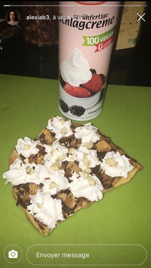 Vegan chantilly at Cabane du 12 in Nice