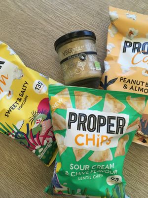 Veg’gras, pop-corn, chips at Cabane du 12 in Nice