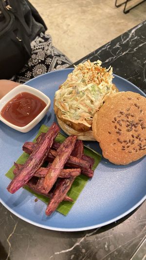 Zen Burger  at Broccoli Revolution - Charoenkrung in Bangkok