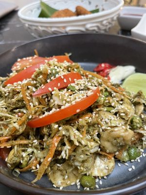 Tea leaf salad - like that you can add chilli, lime and garlic! #Veganuary at Broccoli Revolution - Charoenkrung in Bangkok