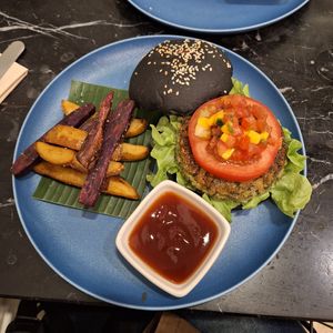 Possibly the best burger I've ever had my entire life! The Broccoli Quinoa Charcoal Burger at Broccoli Revolution - Charoenkrung in Bangkok