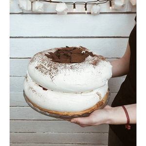 Legendarna beza at Kubek w Kubek Cafe in Warsaw