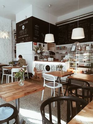 Wnętrze - przytulne at Kubek w Kubek Cafe in Warsaw