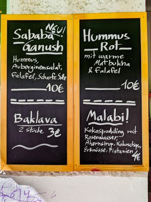 Specials of the day at Falafel Sababa at Falafel Sababa in Berlin