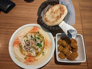 Msabaha (10€) - 4.5/5 at Falafel Sababa in Berlin