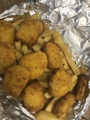 Vegan Chicken nuggets  at Hylton Pizza in Sunderland