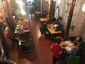 Thoáng mát với nhà gỗ cổ at Buddha Belly in Ninh Binh