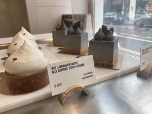 Citrus tarte, black sesame cheesecake   at Soi & Co in Berlin