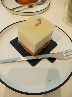 Yuzu cheesecake at Soi & Co in Berlin