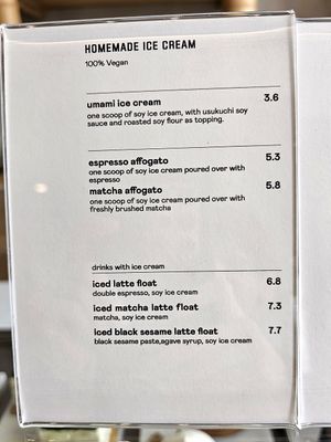 Ice cream at Soi & Co in Berlin