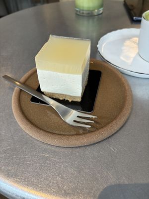 yuzu cheesecake  at Soi & Co in Berlin