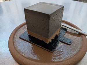 Black sesame cheesecake at Soi & Co in Berlin