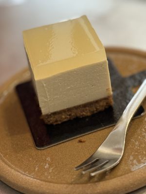I missed Asian citrus flavor during my trip. Vegan gelatin (assuming made with agar agar) part on top has yuzu flavoring not tofu cheese part. Still refreshing flavor for me     at Soi & Co in Berlin