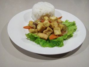 Stir Fried Tofu at B-Belle's Vegetarian Cuisine in El Nido