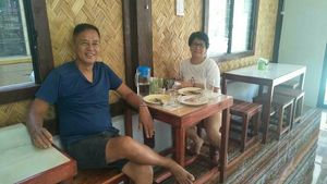 😇😇😇 at B-Belle's Vegetarian Cuisine in El Nido