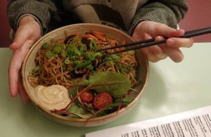 vegan yakisoba with shiitake mushrooms at Tokumaru in Tartu